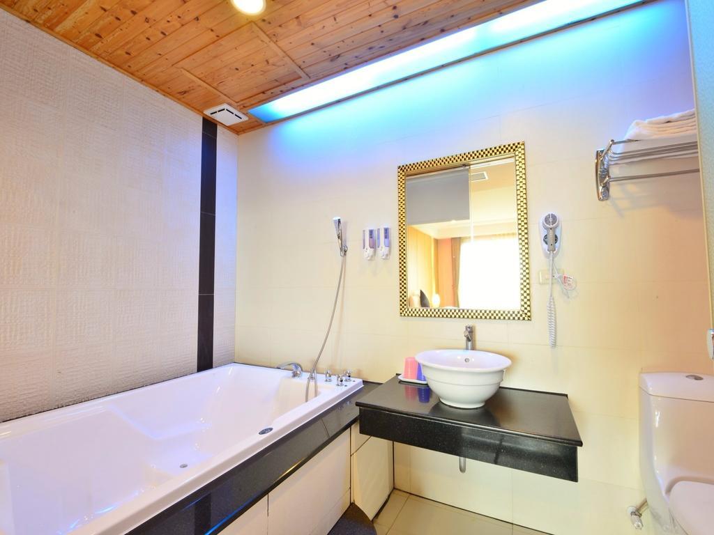 Tranquil Sea Vacation Hotel Кеньдін Екстер'єр фото